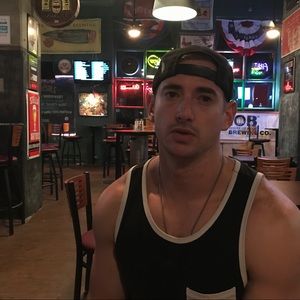 Meet your Posher, Theron